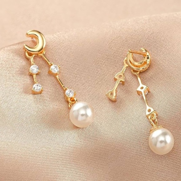 Elegant Silver and Pearl Crescent Earrings - Picture 3 of 5